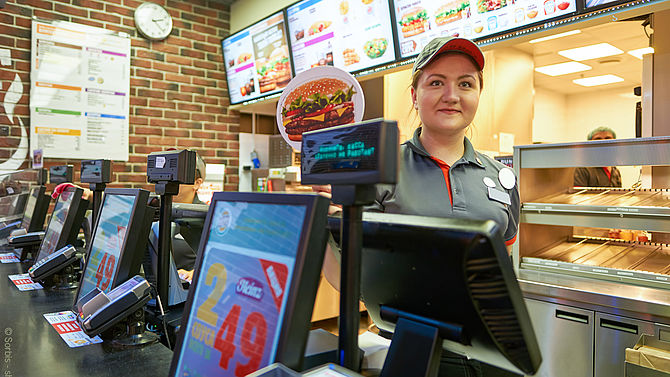 Systemgstro_Fastfood_copyright_Shutterstock_Sorbis